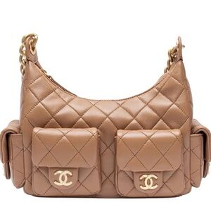 Chanel HOBO Brown/ Beige bag
FALL-WINTER 2025/26 PRE-COLLECTION